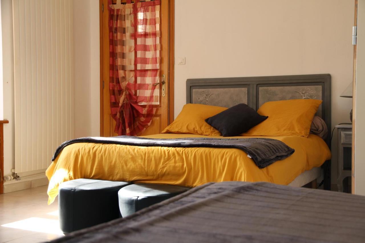 Appartement Domaine des fées à La Gaubretiere Extérieur photo