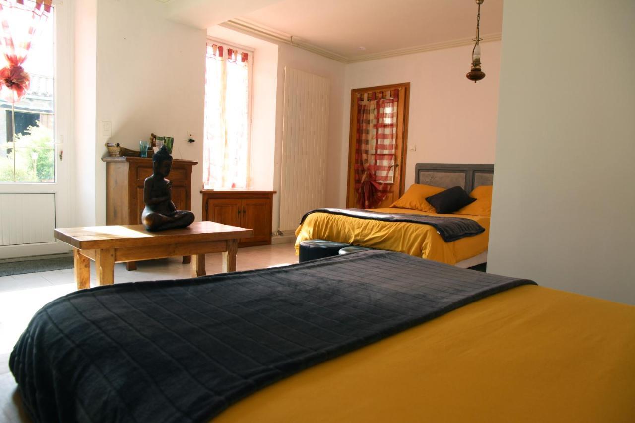 Appartement Domaine des fées à La Gaubretiere Extérieur photo