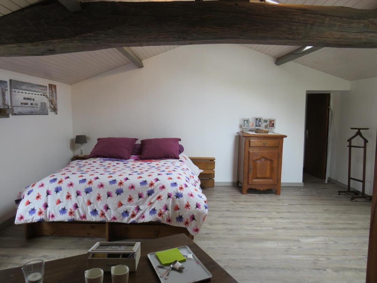 Appartement Domaine des fées à La Gaubretiere Extérieur photo