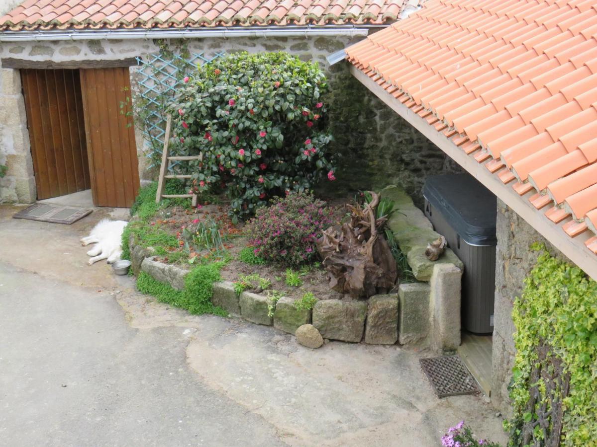 Appartement Domaine des fées à La Gaubretiere Extérieur photo
