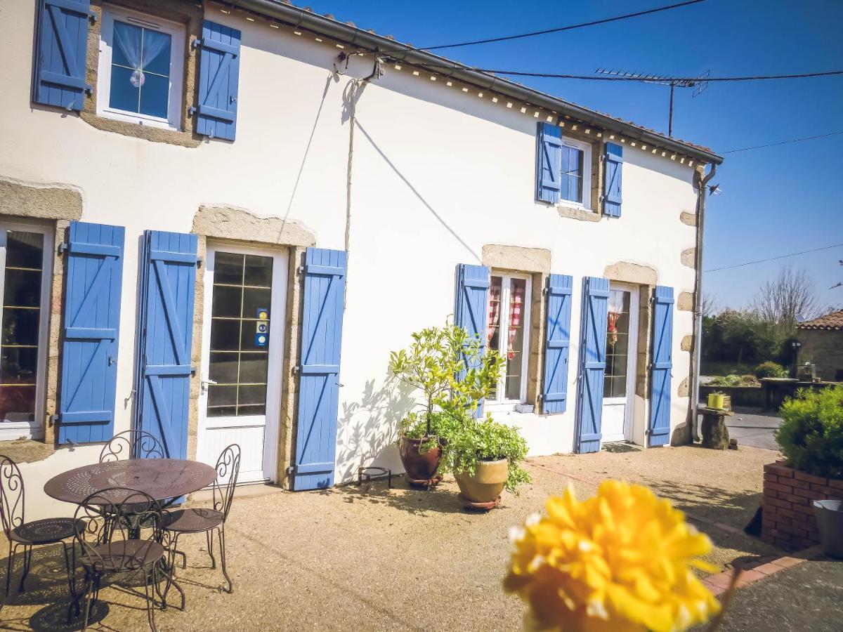 Appartement Domaine des fées à La Gaubretiere Extérieur photo